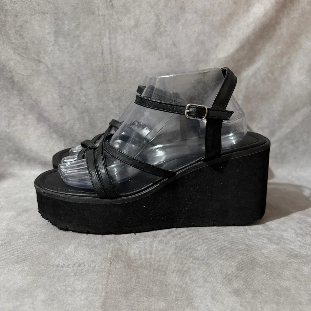 Madden Girl Platform Wedge Sandals Womens 9 Black Strappy Toe Loop Chunky Goth